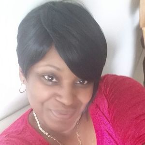 Meet your Posher, Sarina