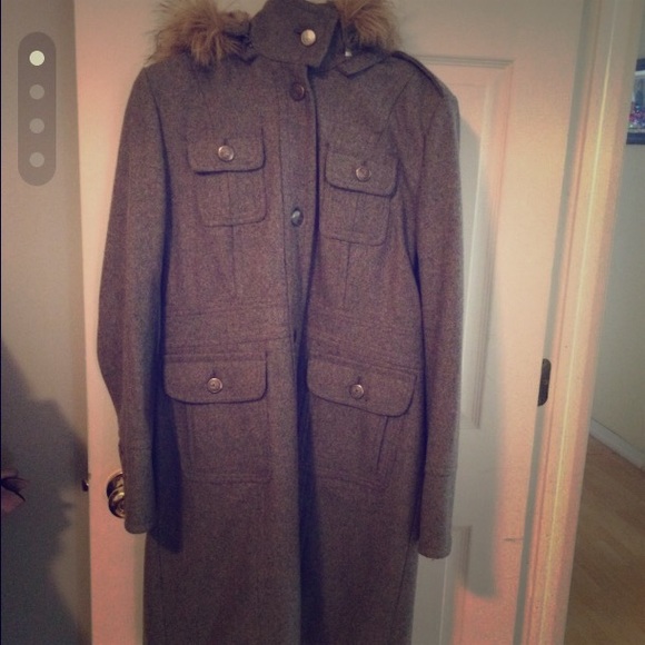 ESPRIT Long Gray Wool Coat Faux Fur Hood