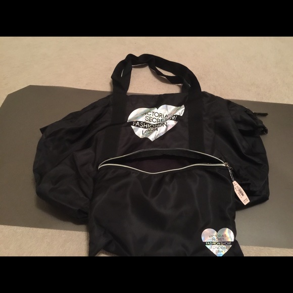 Victoria Secret Fashion Show London 2014