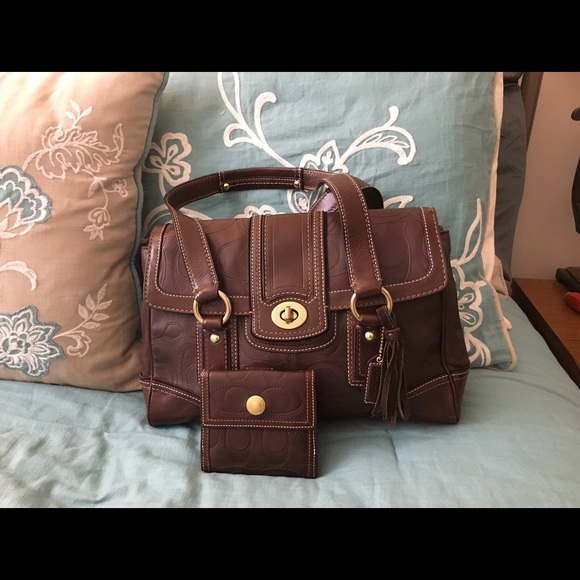 Coach Hampton brown satchel with matching wallet