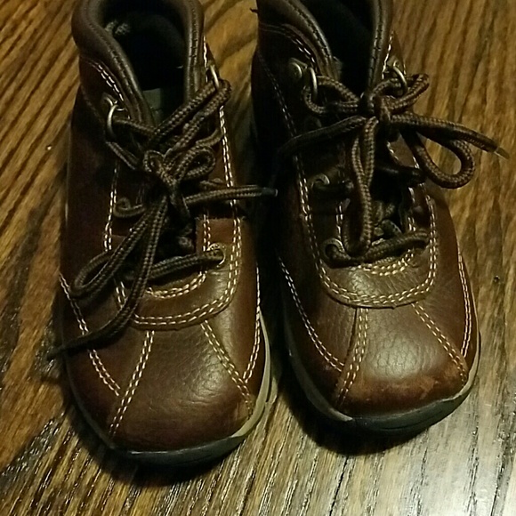 Lovely brown shoes / boots