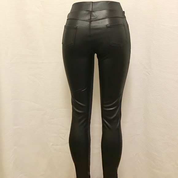 Faux Leather Stretch Leggings - Picture 6 of 6