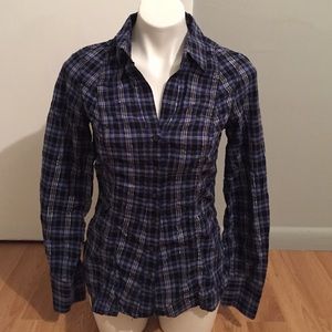 Express Tops - Express button down shirt❤️👠💋