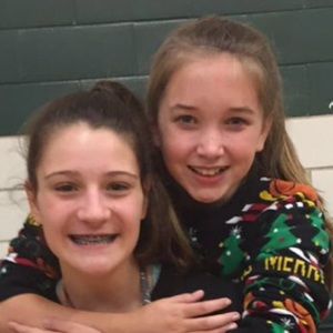 Meet your Posher, Macie