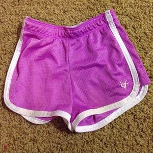 Justice gym shorts size 6 🌈 EUC ☘️