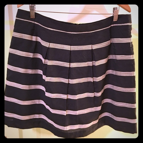 A little black and gold never hurt anyone.