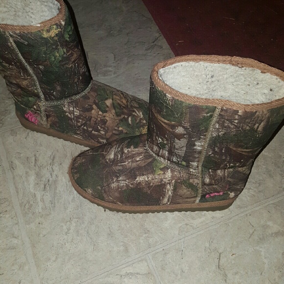 Real tree camo boots house shoes