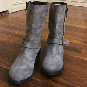 Never used madden girl grey boots