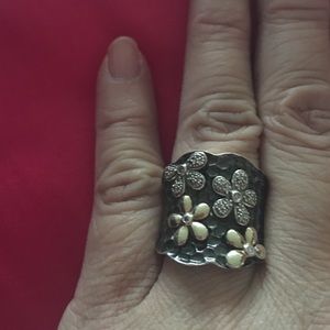 🌼Sterling Silver 925 Ring with 14K & Diamonds🌼