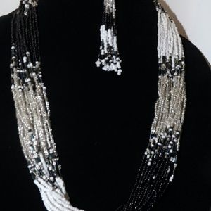 Black, White & Silver Bead Necklace Set