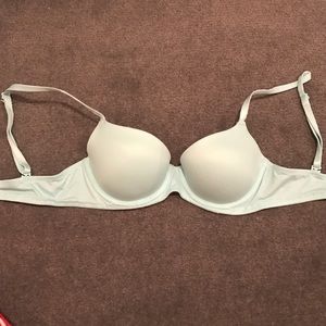 Victoria's Secret lightly lined mint bra 32b
