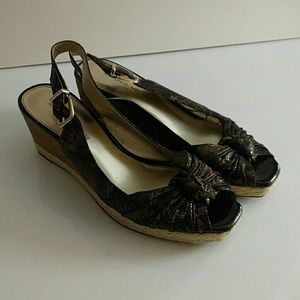 Brown wedges size 9