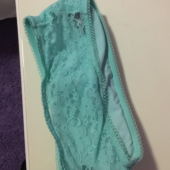 Bandeaus - Picture 2 of 3