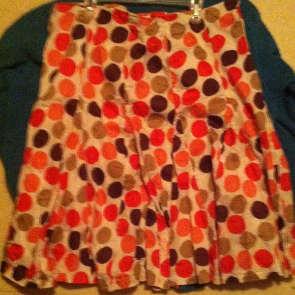 🎀Beautiful skirt🎀 - Picture 2 of 4