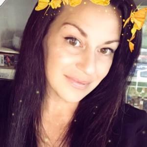 Meet your Posher, Malinda