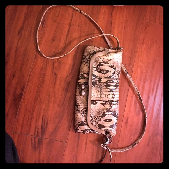 Jessica Simpson clutch