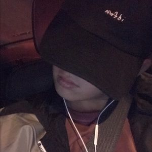 Meet your Posher, Carlos