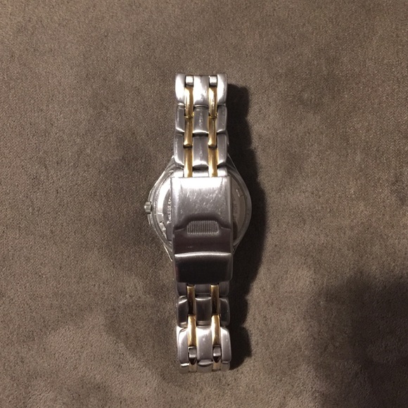 Woman's Relic Watch - Picture 2 of 2