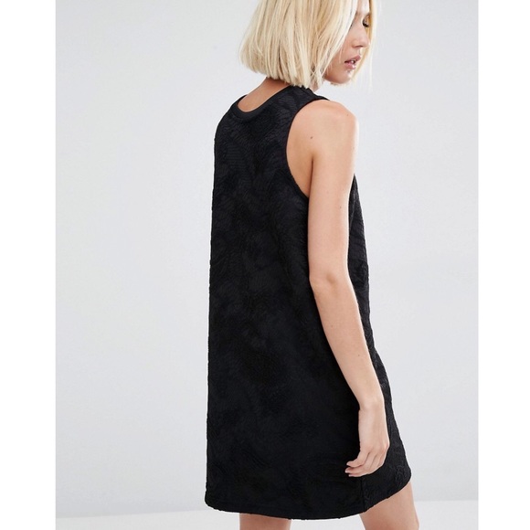 LAST ONE Adidas • Lace T Tank Dress - Picture 3 of 4