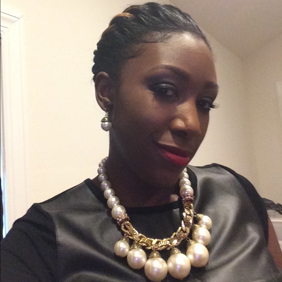 Meet your Posher, Dana