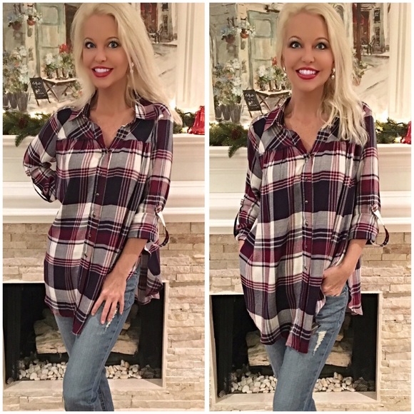 Tops - Navy/wine plaid toggle sleeve tunic! LAST ONE