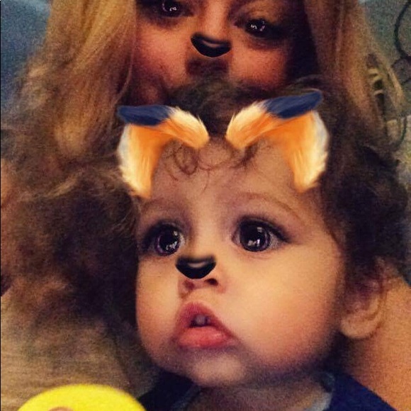 Meet your Posher, Cassie - Picture 3 of 6