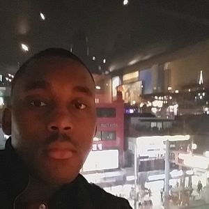 Meet your Posher, Aaron