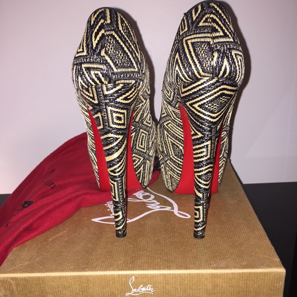 Christian Louboutin daffodile 160 platform pump