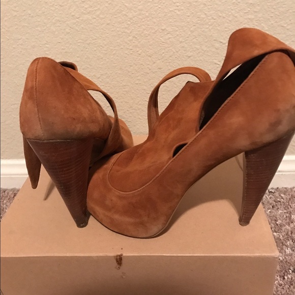 Sued booties - Picture 3 of 4