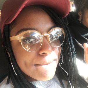 Meet your Posher, Essence