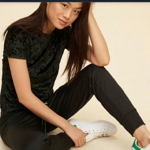 ❗40%off❗Velvet Baby-T peekaboo back - Picture 2 of 5