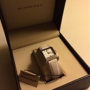 Burberry white leather band watch mint condition