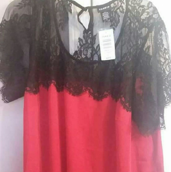 Torrid size 2 lace top