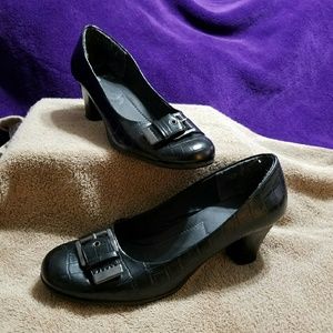 Aerosoles Dress Pump