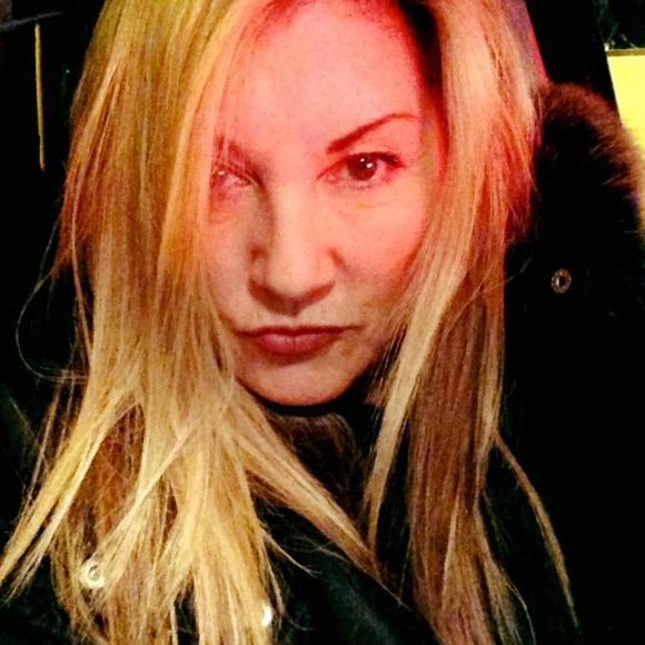 Meet your Posher, Jill - Picture 1 of 1