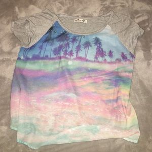 Hollister tee