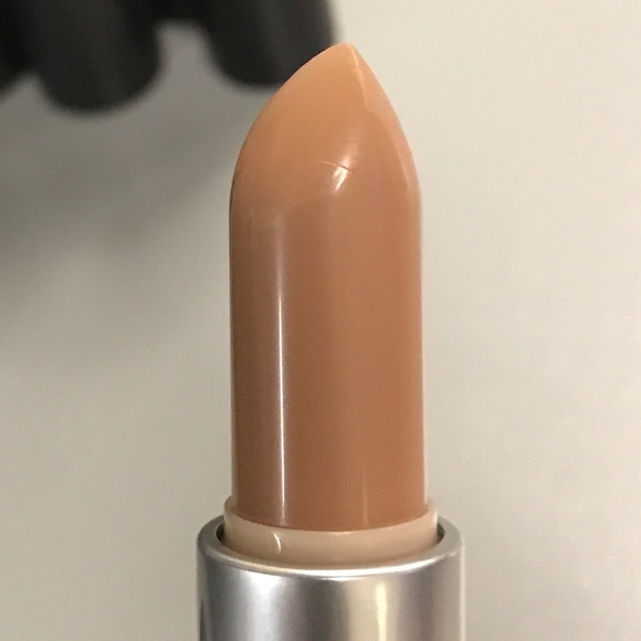 MAC Growing Trend amplified lipstick LE DC HTF