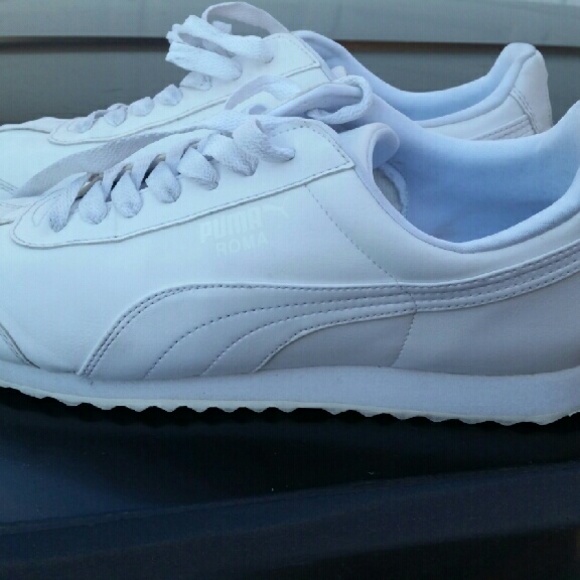 PUMA ROMA SIZE 10.5