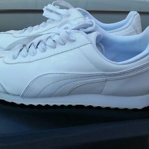 PUMA ROMA SIZE 10.5