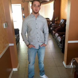 Meet your Posher, Ahmad