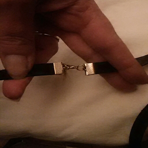 Gold and Black Statement Necklace - Picture 4 of 4