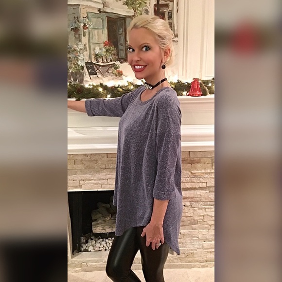 Gorgeous oversized ribbed top!  FLASH SALE - Picture 3 of 4