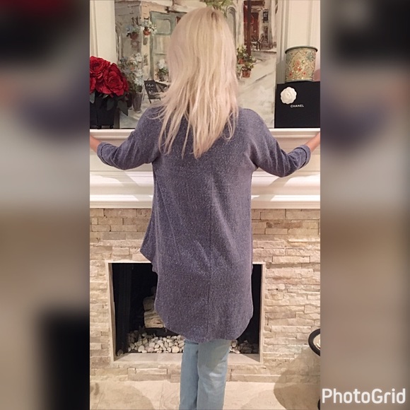 Gorgeous oversized ribbed top!  FLASH SALE - Picture 4 of 4