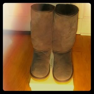 UGG "STYLE" BOOTS