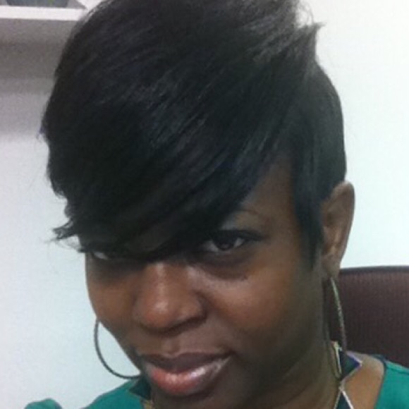 Meet your Posher, Shawanda - Picture 2 of 2