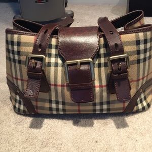 Burberry Nova Check bag