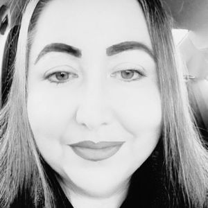 Meet your Posher, Lydia