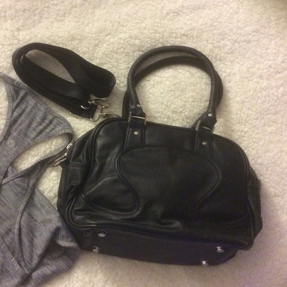 lululemon athletica Handbags - NWOT Lululemon Hottie Hot Yoga Bag w/Plain Strap