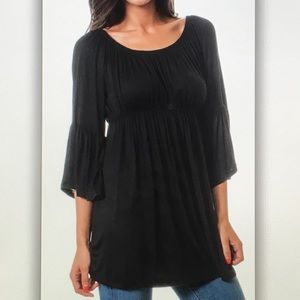 🕸Black 3/4🕸sleeve bell sleeve blouse