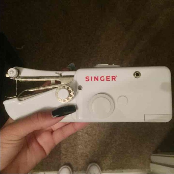 Handheld Mechanical Sewing Machine - Picture 1 of 3
